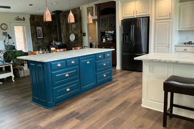 Kitchen - kitchen idea in Other