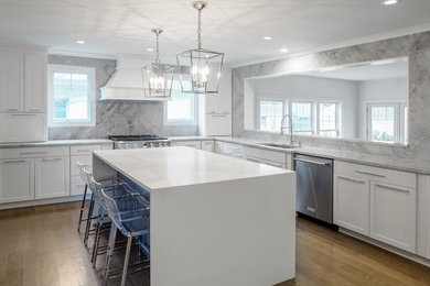 Kitchen - kitchen idea in Charleston