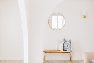 Entryway - traditional entryway idea in Phoenix