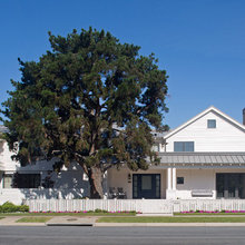 Modern Traditional House