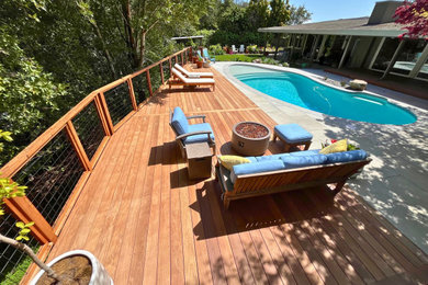 Minimalist deck photo in San Francisco