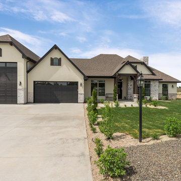 Pinehurst Way: Tamarack Construction Parade of Homes