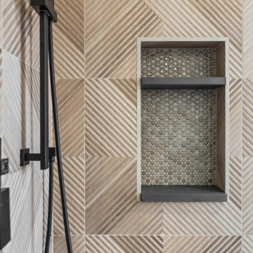 Master Shower Niche