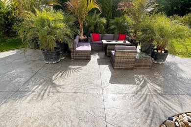 Patio - patio idea in Bridgeport
