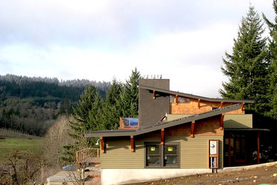 Inspiration for a contemporary exterior home remodel in Portland