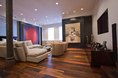 Living room - contemporary living room idea in New York
