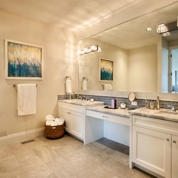 Traditional Bathroom