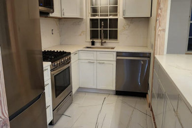 Example of a transitional kitchen design in Boston