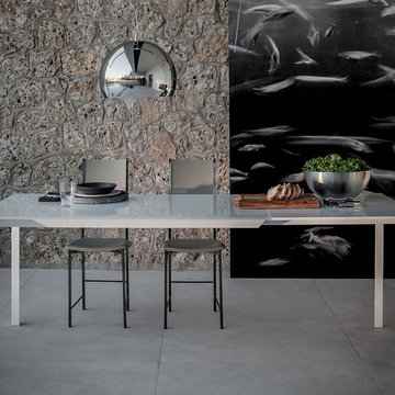 The Monday Dining Table by Cattelan Italia
