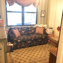 Tonys Office/bathroom