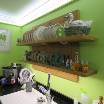 English pippy oak kitchen