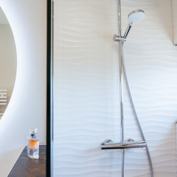 Salle d'eau lumineuse