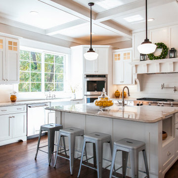 Kitchen with Farmhouse Touches