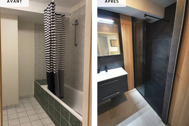 Cette photo montre une salle de bain chic.