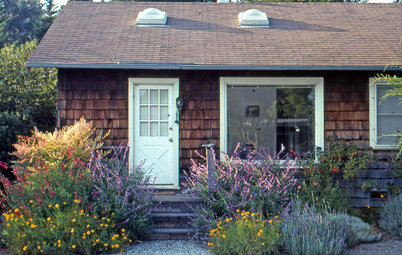 20 Ways to Get the Cottage Garden Look