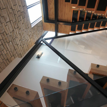 Project #98 | Modern Mono-beam Staircase with Glass Railing