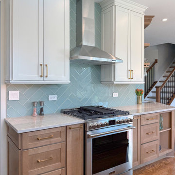 Inviting & Airy Algonquin Kitchen