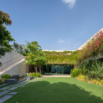 The House of Secret Gardens