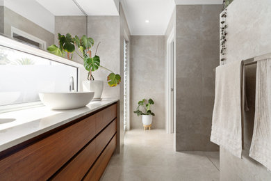 Inspiration for a modern bathroom in Perth.