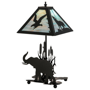 22H Wildlife on the Loose W/Lighted Base Table Lamp