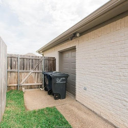 5302 Riviera Ct - Products