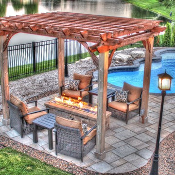 New Lenox Fiberglass Pool & Outdoor Living