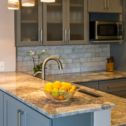 Super White - Kitchen Countertops