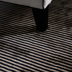 Chrome Stripe Rug in Nero - Rugs