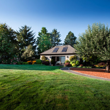 Holistic Modern in West Linn, Oregon