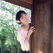 Yun J. Lee's photo