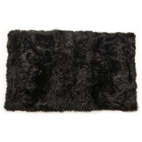 3' X 5' Black Natural Rectangular Sheepskin Area Rug