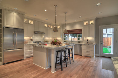 Elegant kitchen photo in Portland