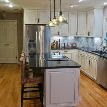 Kitchen with Contrast