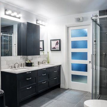 Elegant contemporary bathroom