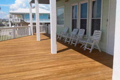 Deck - traditional deck idea in Miami