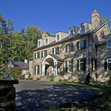 102 N Millard
