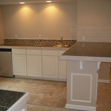 Custom Finished Basement Wet Bar