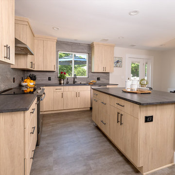 Modern Kitchen Remodel in Morris Plains