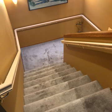 Continuous railings both sides