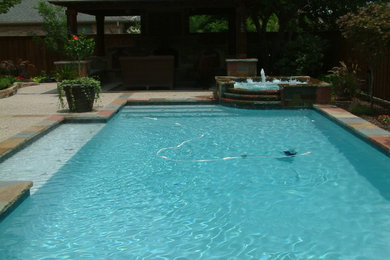 Example of a transitional pool design in Dallas