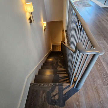Project #112 | Traditional Staircase with Continuous Rail System