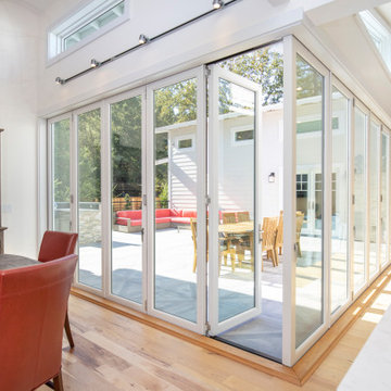 Walls Disappear Creating an Indoor/Outdoor Lifestyle with Zero Corner Bifolds