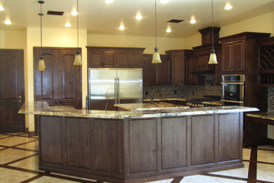 Kitchen photo in Phoenix