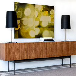 VIOSKI Aiden II Console - Console Tables
