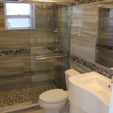 Master bath, guest bath , and pool deak