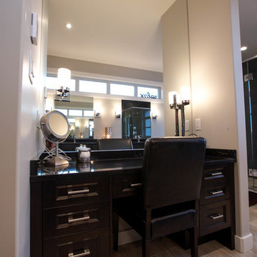 Fully Customized Luxurious Home.