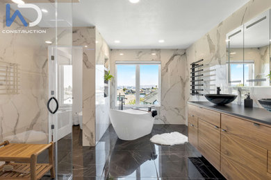 Bathroom photo in San Francisco