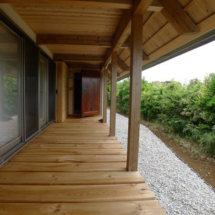 他の地域の大きい和風のおしゃれなデッキの写真