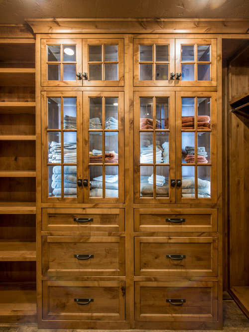 840 Rustic Closet Design Ideas & Remodel Pictures Houzz