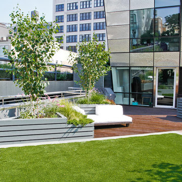 Highline facing roof garden